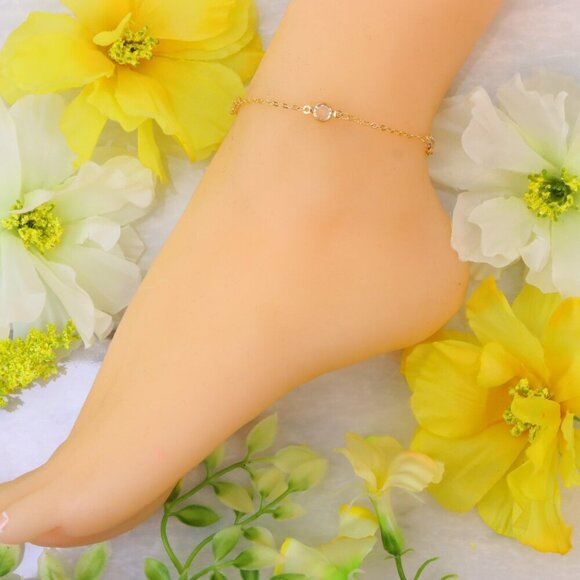Minimalist Anklet, Sleek & Modern Design, Women’s Fashion, YC110312-A - Picture 3 of 10